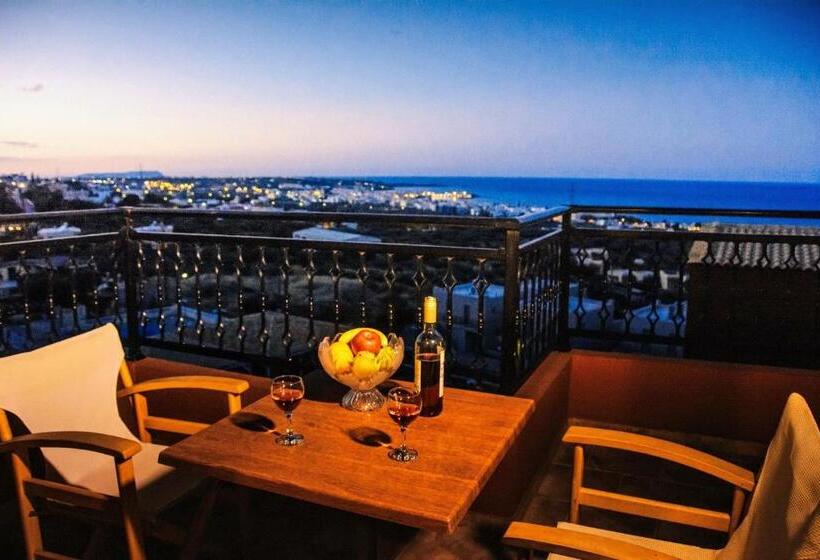 إستوديو قياسى مطل على البحر, Ippoliti Village