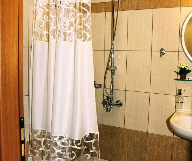 إستوديو قياسى مطل على البحر, Ippoliti Village