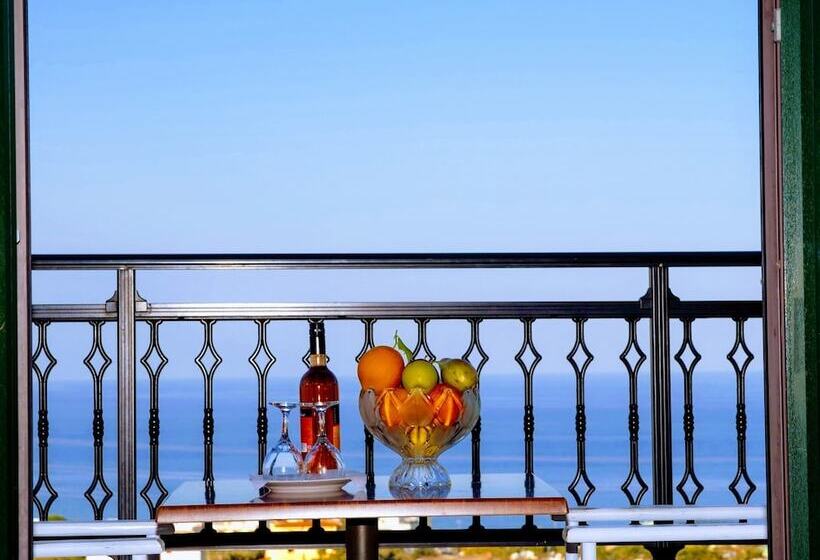 شقة سوبيريور غرفة نوم واحدة مطلّة علي البحر, Ippoliti Village