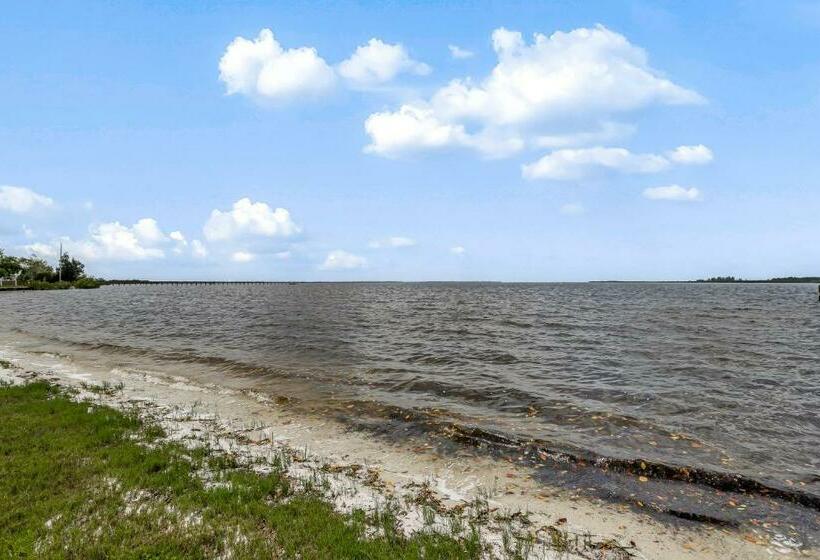 شقة غرفتين, River Breeze