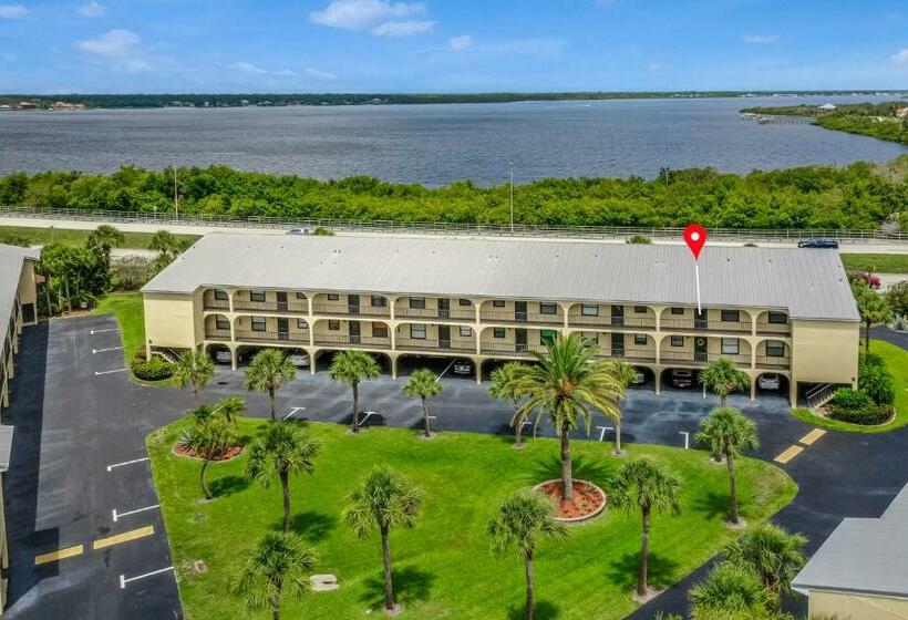 شقة غرفتين, River Breeze