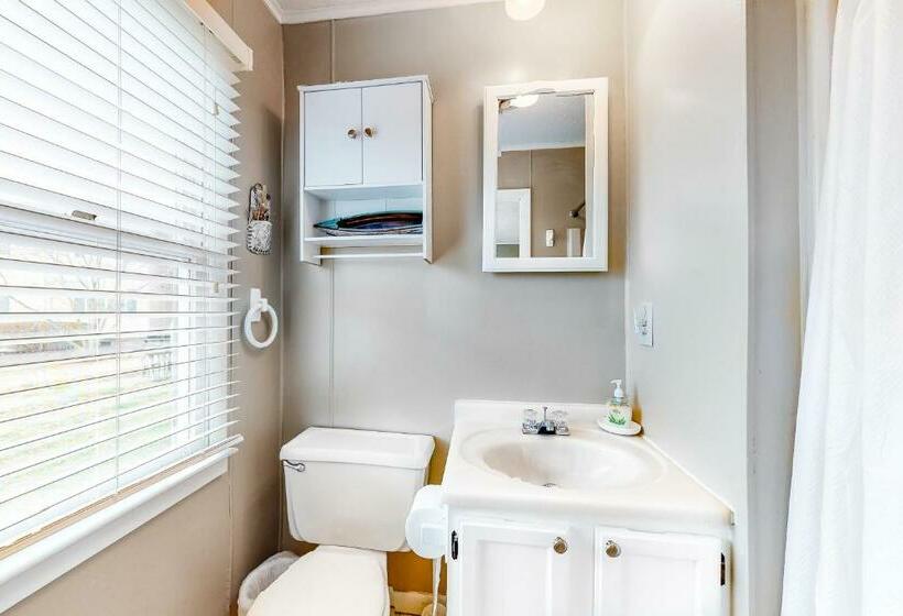 شقة غرفتين, Bethany Meadows   2a Briar North