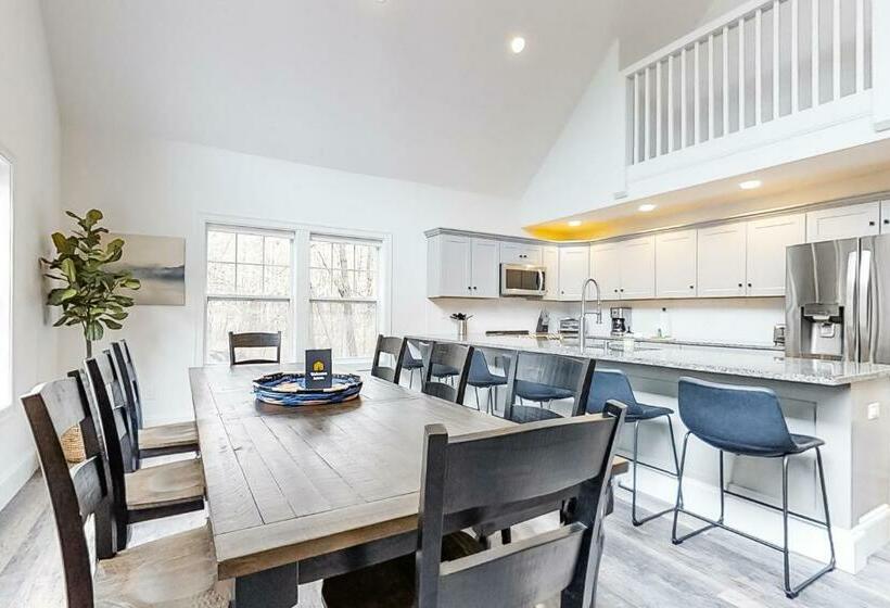 침실 1개 아파트, Cranmore Road 8