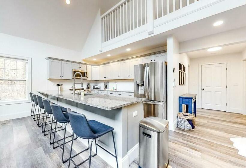 침실 1개 아파트, Cranmore Road 8