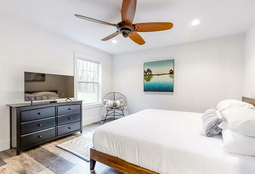 침실 1개 아파트, Cranmore Road 8