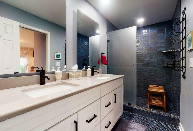 Апартаменты 3 Спальни, Sea Colony 56053 Pinewood Dr