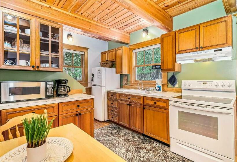 إستوديو قياسى, Cedar Nook