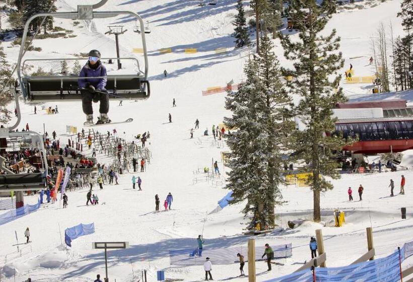 침실 3개 아파트, Delightful Northstar Condo