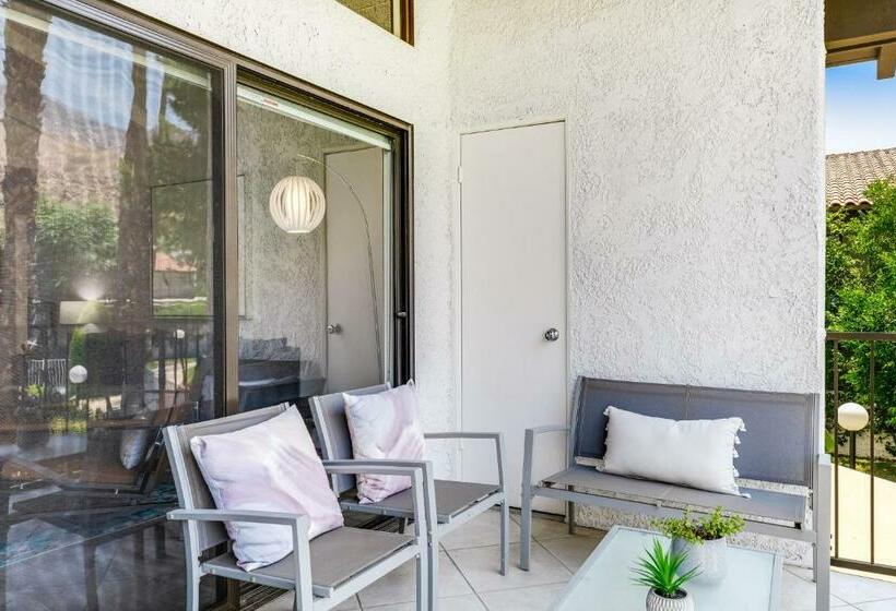 آپارتمان 3 خوابه, Mountain View Modern Condo Permit# 4340