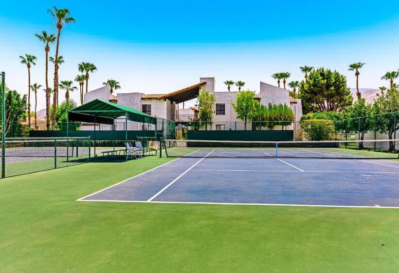 آپارتمان 3 خوابه, Mountain View Modern Condo Permit# 4340