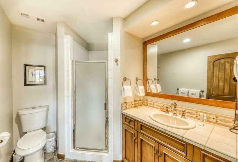 آپارتمان 2 خوابه, Beautiful Mountain View Condo