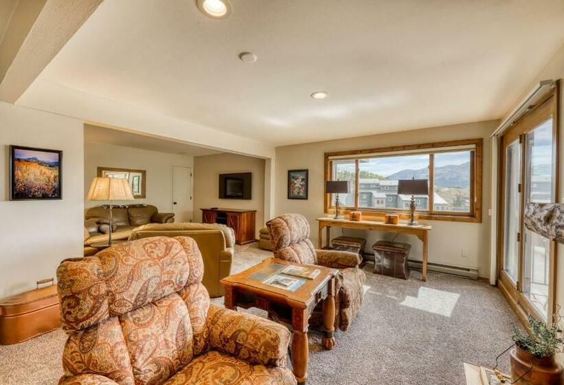 דירת שני חדרים, Beautiful Mountain View Condo