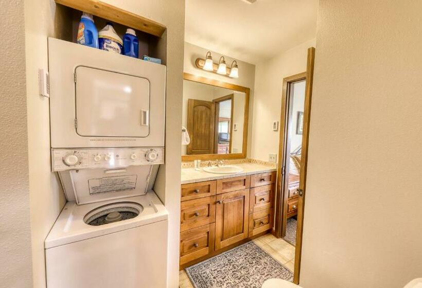 דירת שני חדרים, Beautiful Mountain View Condo