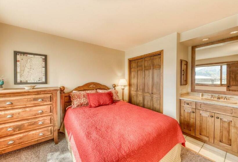 דירת שני חדרים, Beautiful Mountain View Condo