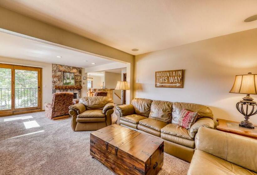 דירת שני חדרים, Beautiful Mountain View Condo