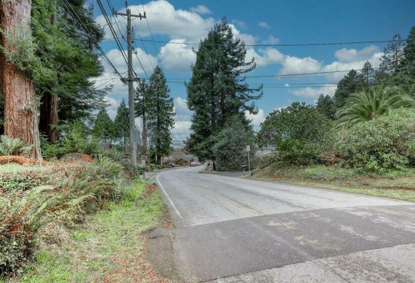 إستوديو قياسى, Redwood Roost