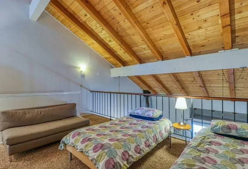 2ベッドルームアパートメント, 2 Bed 2 Bath Apartment In Carnelian Bay