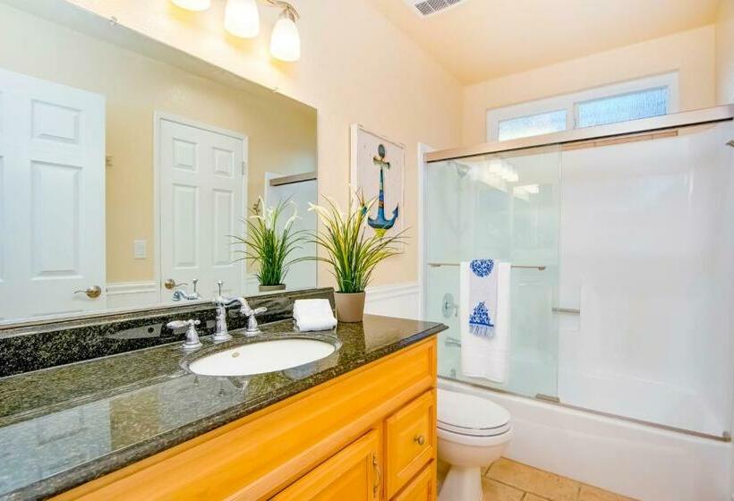 شقة غرفتين, North Beach E