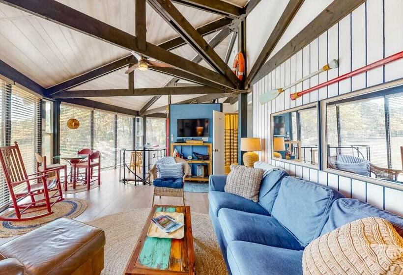 آپارتمان 2 خوابه, Sealoft 2042