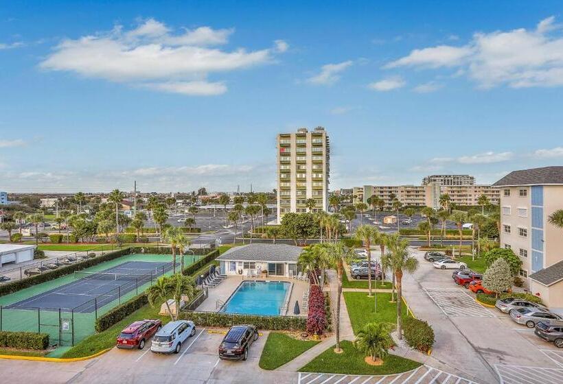 Apartamento 2 Dormitórios, Ocean Breezes