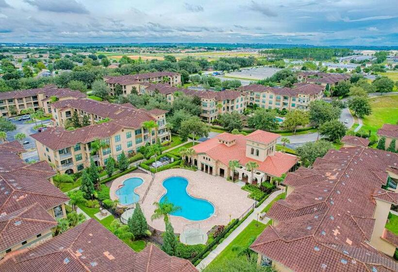 آپارتمان 3 خوابه, Dash Of Davenport