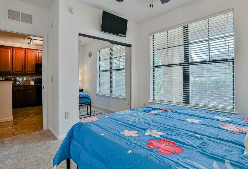 آپارتمان 3 خوابه, Dash Of Davenport