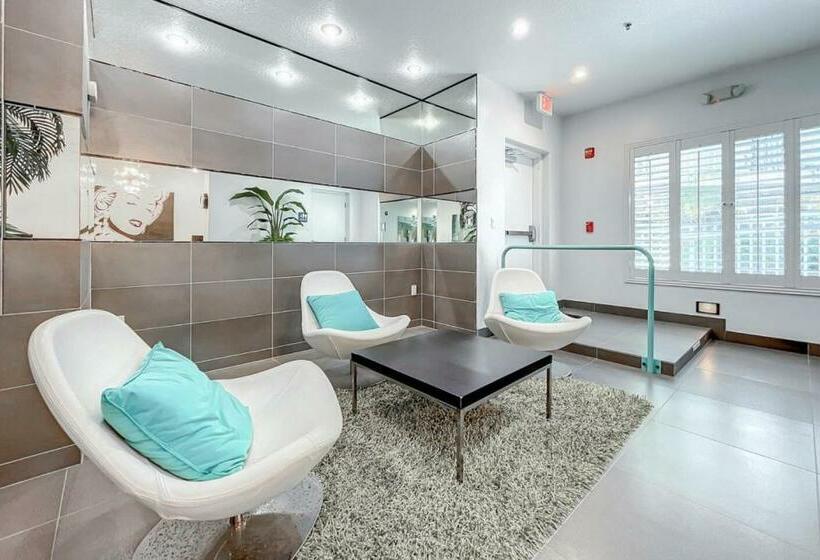 شقة 3 غرف, The Wave 202