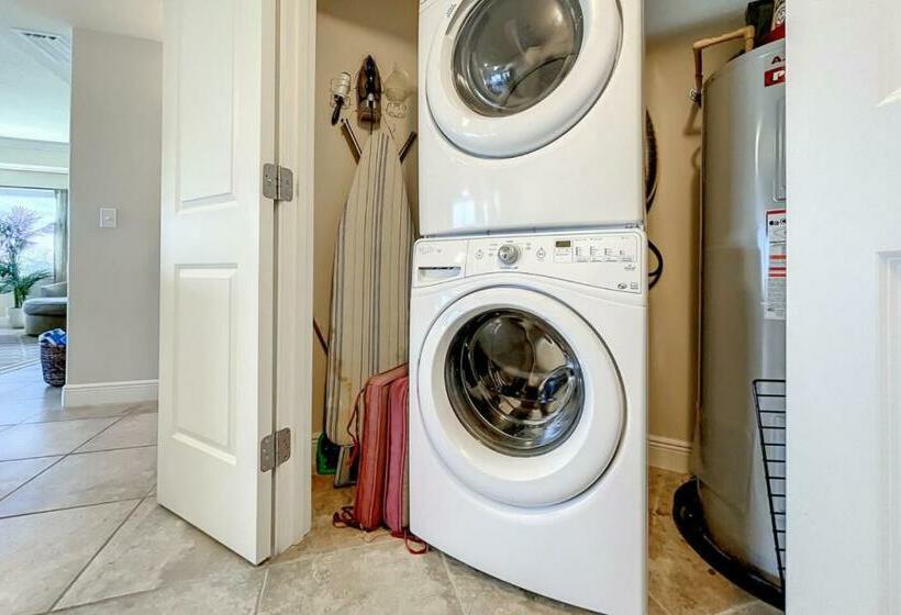 شقة 3 غرف, The Wave 202