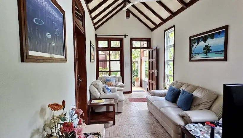 اتاق لوکس, Beach Cottage