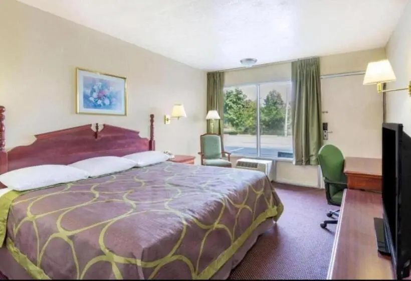 身障者適用スイートルーム, Ashland Studio Inn Richmond North Near Kings Dominion  Listing Partner
