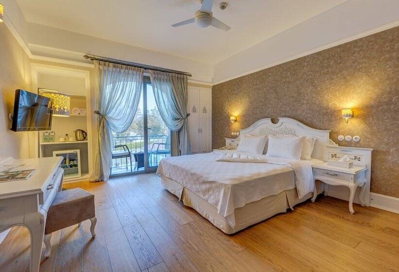 Номер Deluxe с Балконом, Antmare