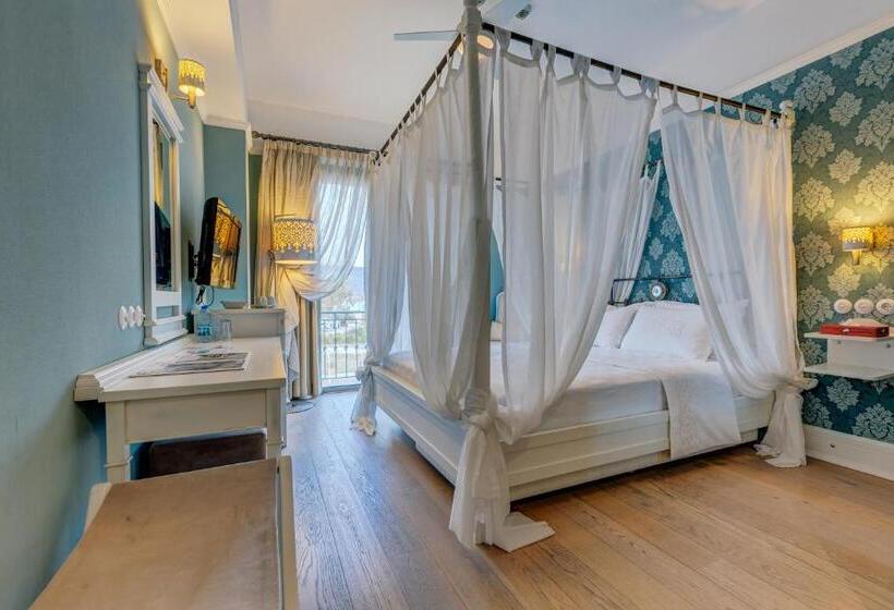 Номер Deluxe с Балконом, Antmare