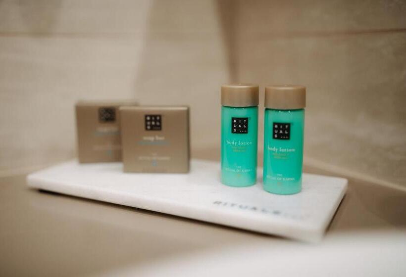 디럭스 룸 측면 바다 전망, Fanat