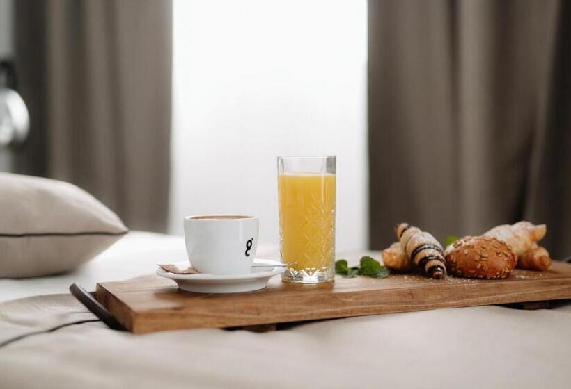 발코니가 있는 바다 전망 수피리어 룸, Fanat