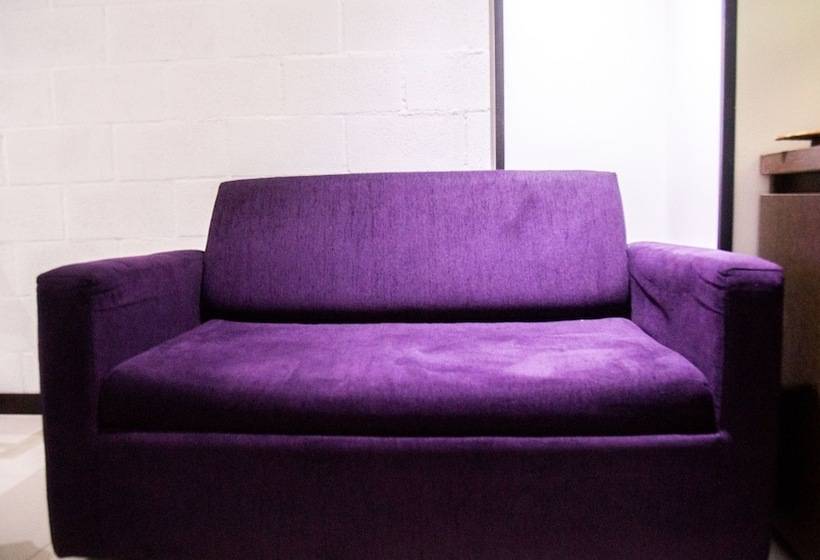 غرفة عائلية, Golden Palermo