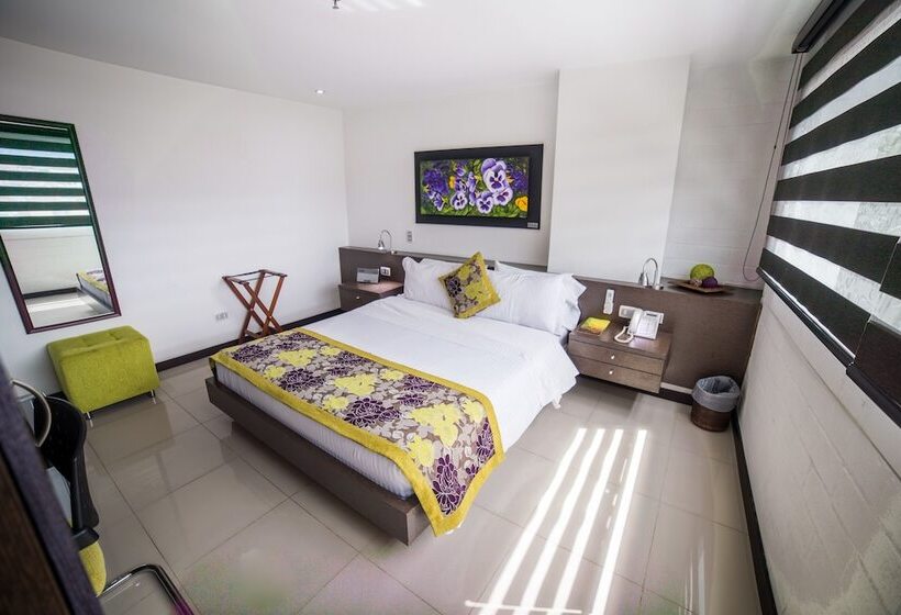 غرفة قياسية, Golden Palermo