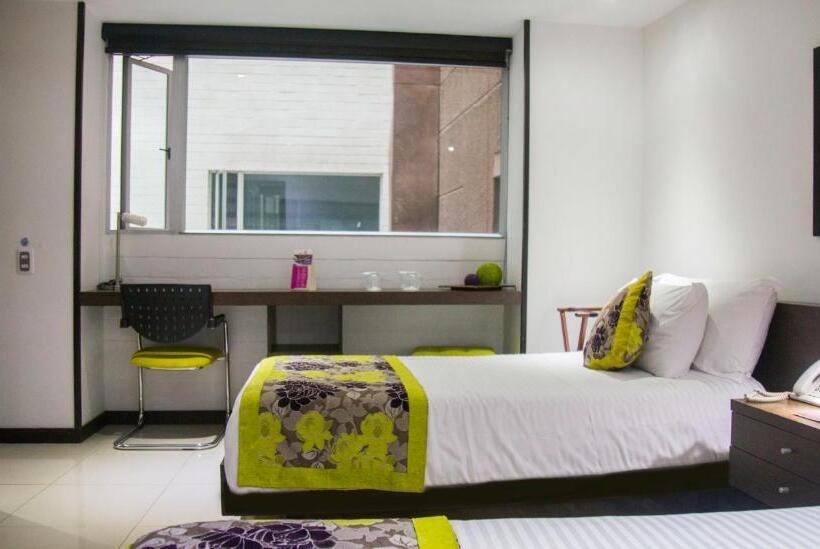 غرفة قياسية, Golden Palermo