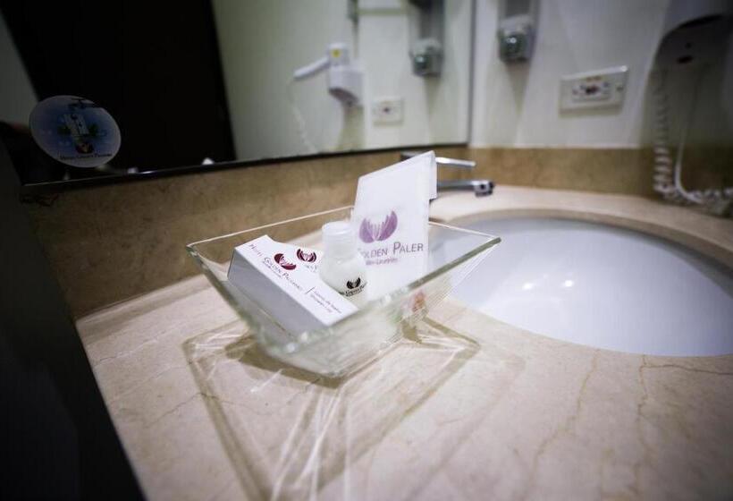 غرفة قياسية, Golden Palermo