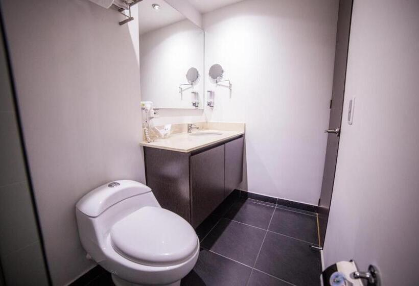 غرفة عائلية, Golden Palermo