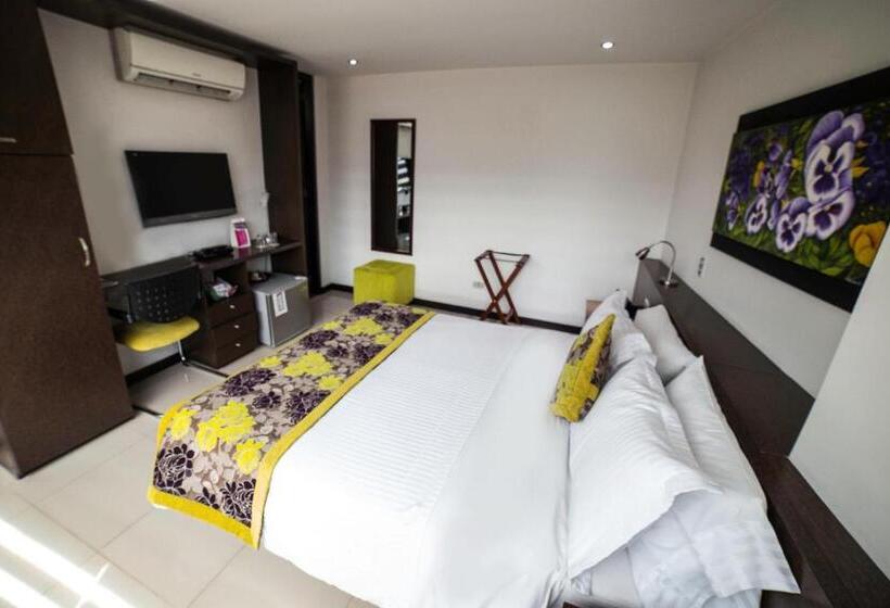 غرفة قياسية, Golden Palermo