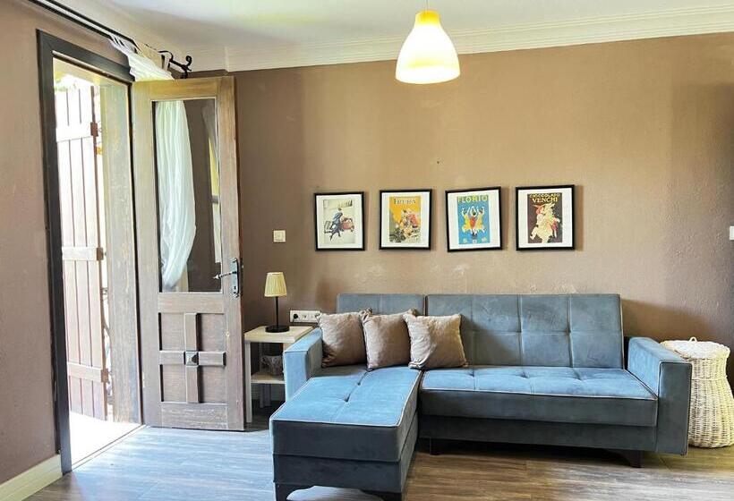 Номер Deluxe, Han Boutique