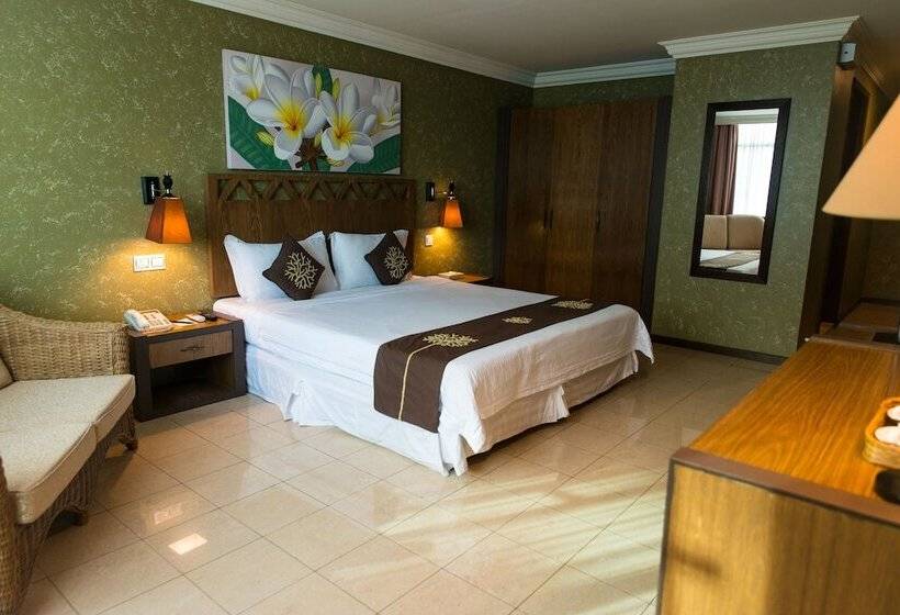 חדר דלוקס, Heritage