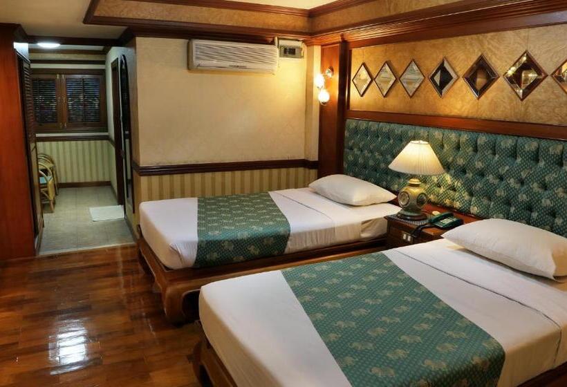 غرفة ديلوكس, Highway