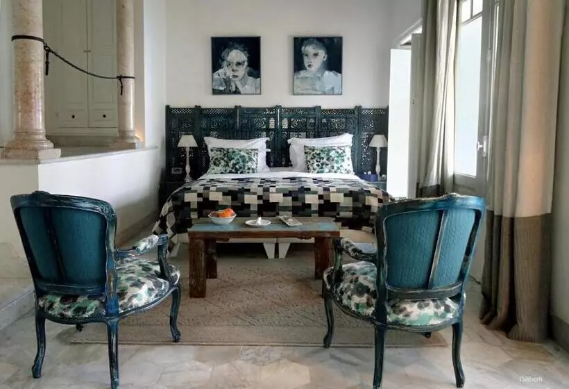 سوییت جونیور, La Villa Bleue Sidi Bou Said