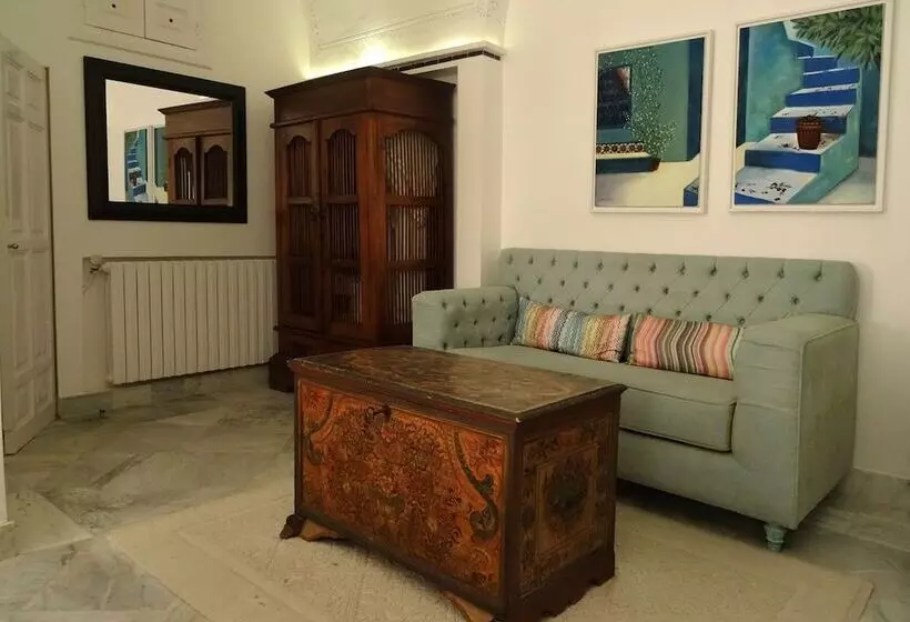 اتاق کلاسیک, La Villa Bleue Sidi Bou Said