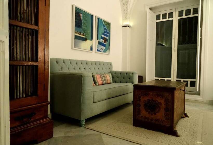 اتاق کلاسیک, La Villa Bleue Sidi Bou Said