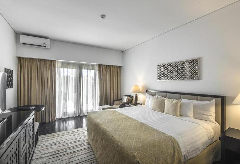 חדר דלוקס, Lido Lake Resort By Mnc