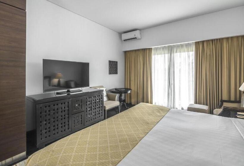 חדר דלוקס, Lido Lake Resort By Mnc