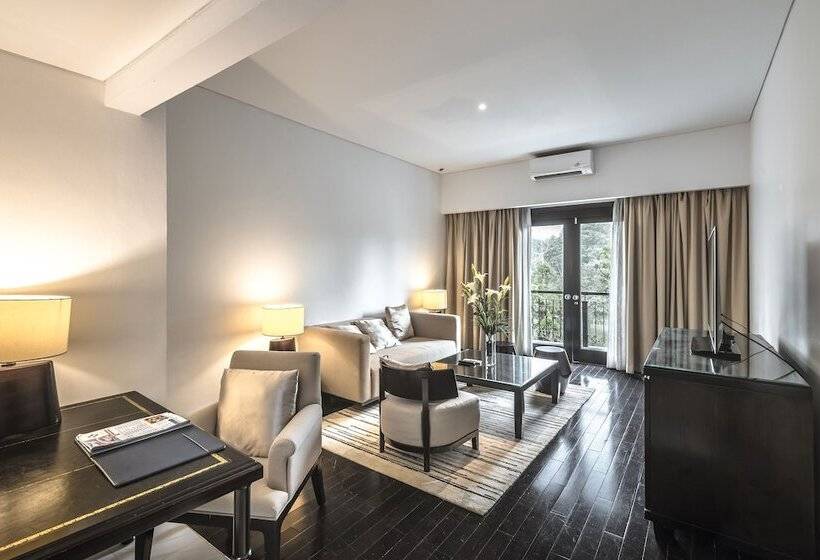 סוויטה אקזקיוטיב, Lido Lake Resort By Mnc