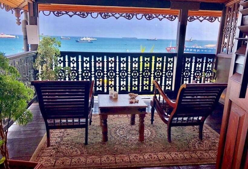 سوییت سوپریور با چشم‌انداز دریا, Mizingani Seafront
